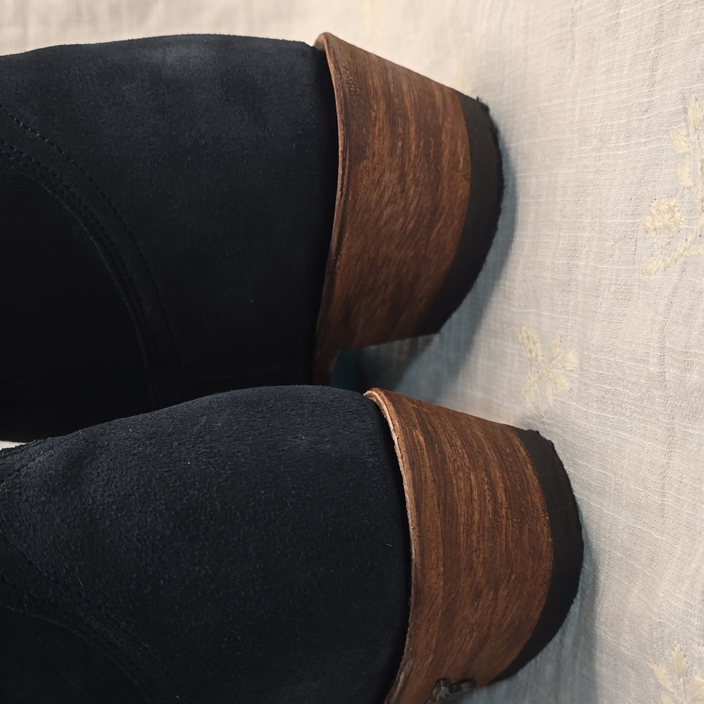 Lane Boots - Picture 5 of 13